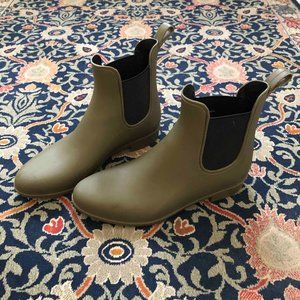 J. Crew Chelsea Rain Boots, Size 8